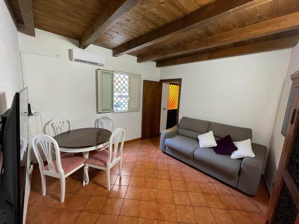 La Zisa Holiday Palermo Luaran gambar